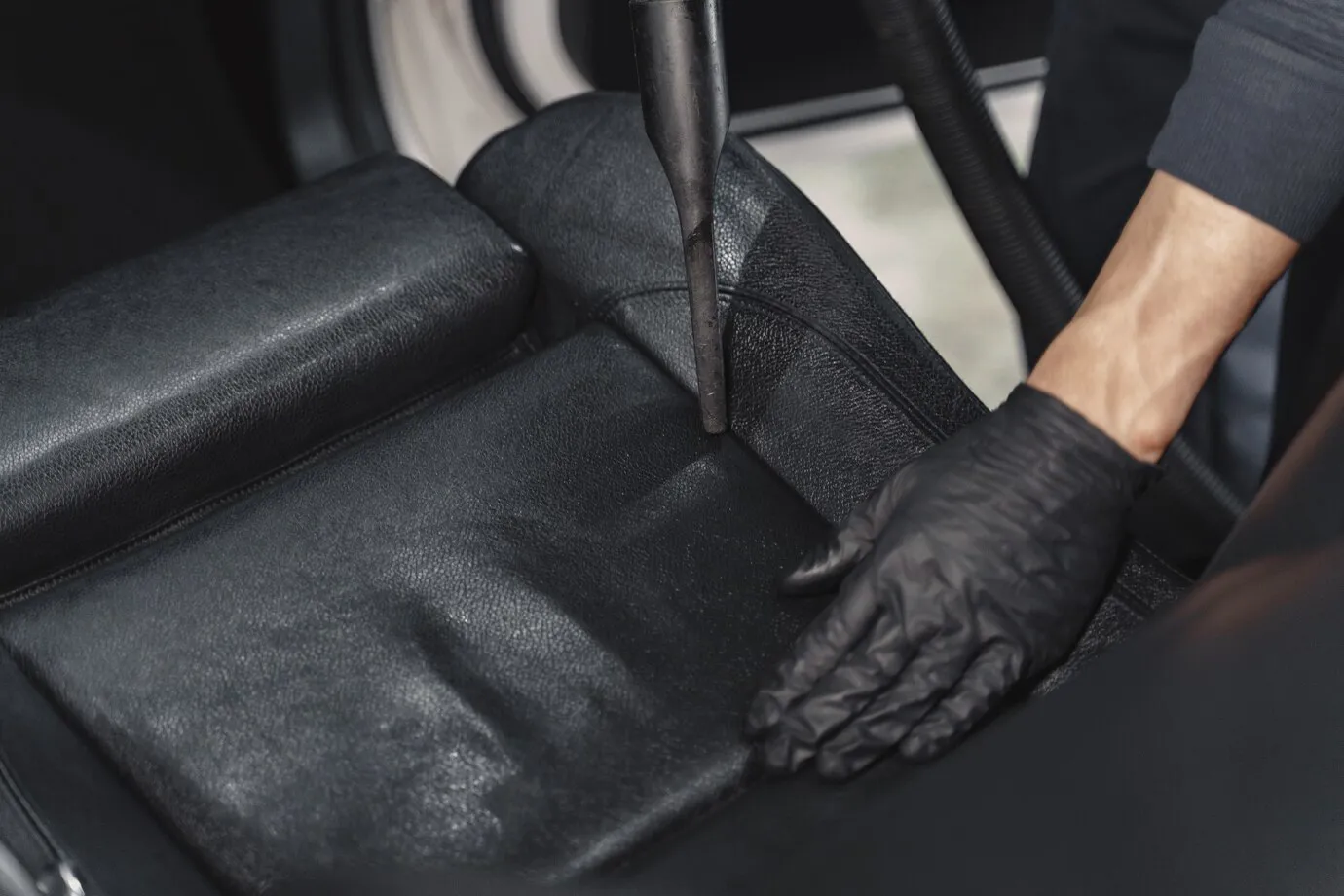 Lavaggio interni auto e vapoestrazione