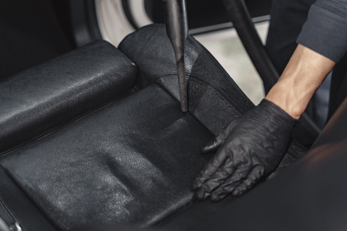 Lavaggio interni auto e vapoestrazione